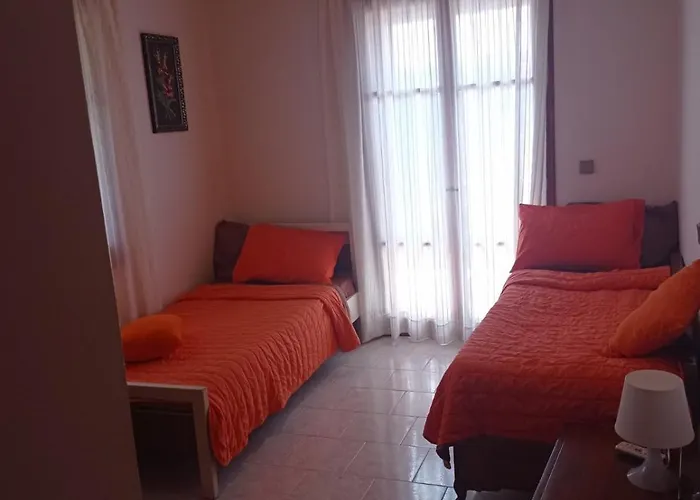 Ioanna's Traditional Daire